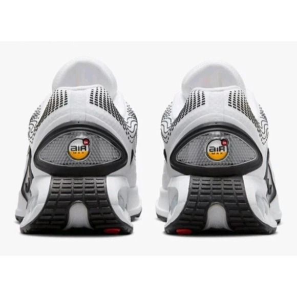 Nike Air Max DN Photon Dust Black Size 12 Men NEW IN BOX main image 6